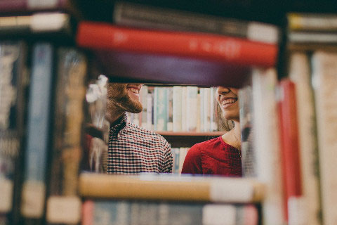 Meaningful date ideas: At a bookstore or library